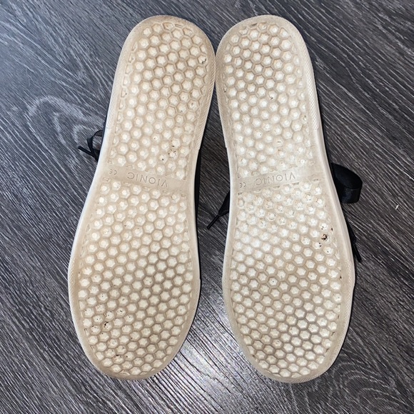 Vionic Women’s Chantelle Lace Up Shoes with Arch - Picture 13 of 15